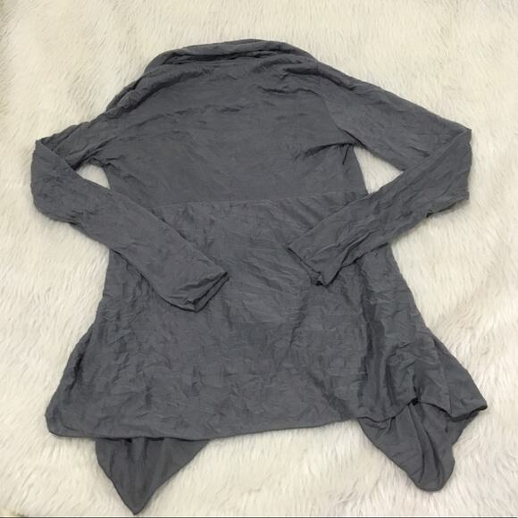 Gueue gray wrap knit top size small - Picture 5 of 5